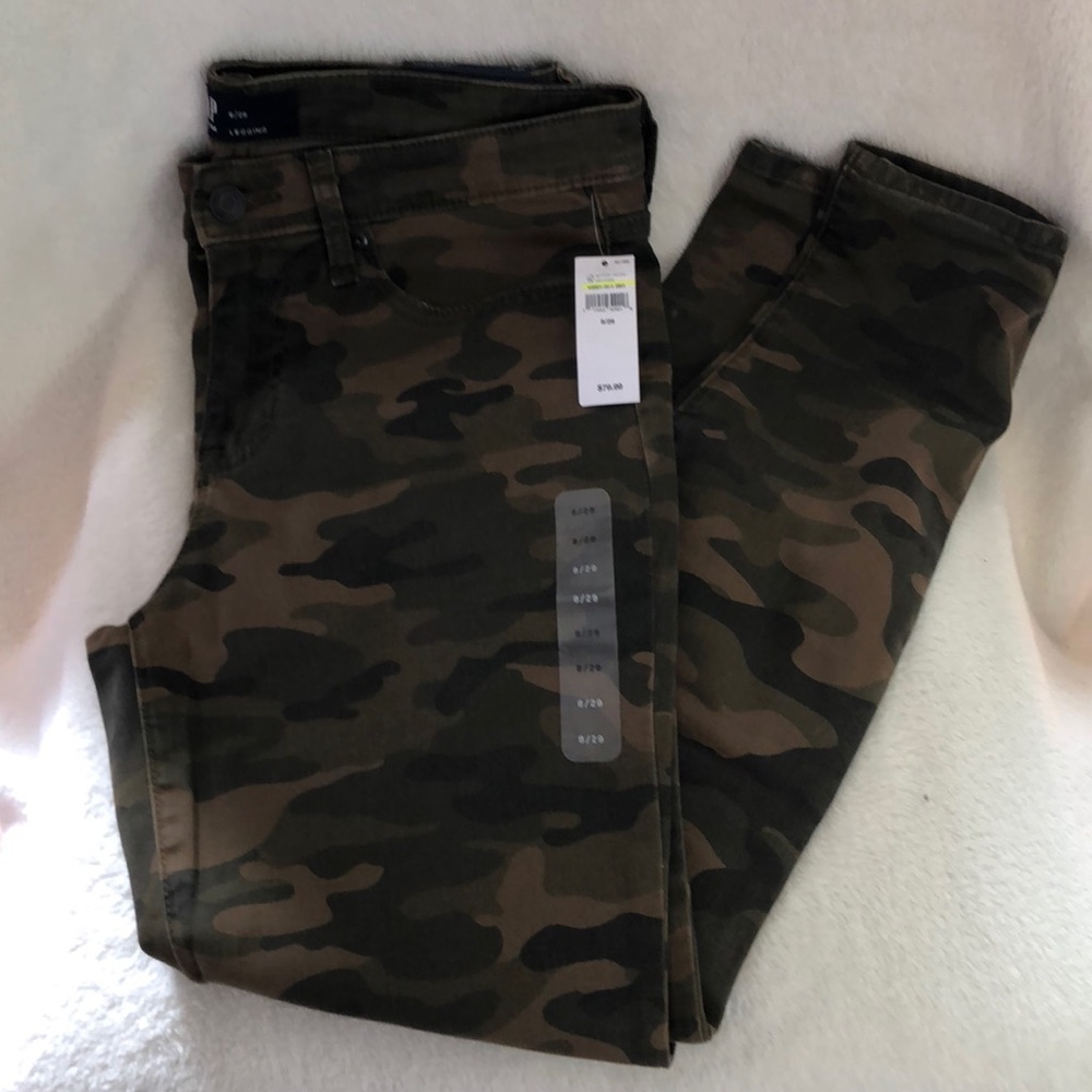 NWT Gap denim leggings in green camo